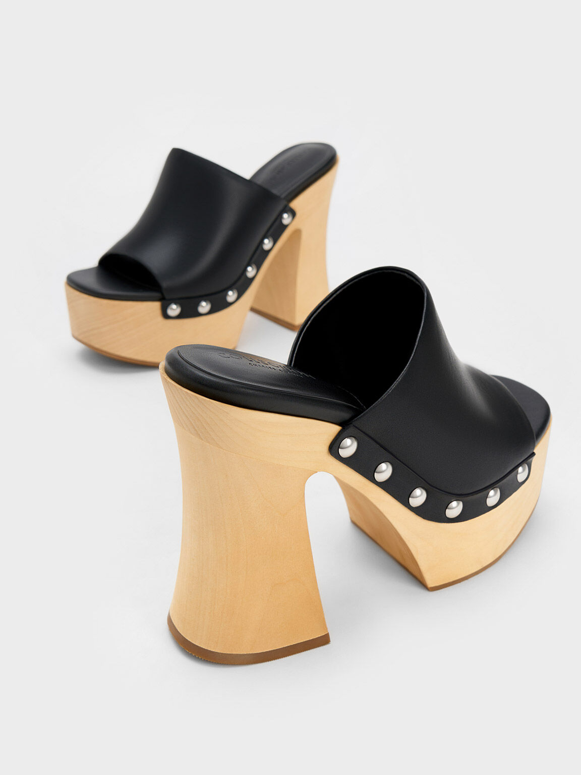 Tabitha chunky flatform sandals in black online