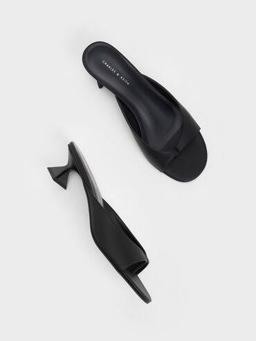 Sculptural Heel Thong Sandals, Black, hi-res