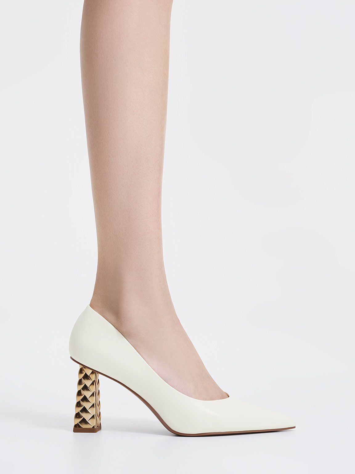 Chunky heel hotsell pointed toe pumps