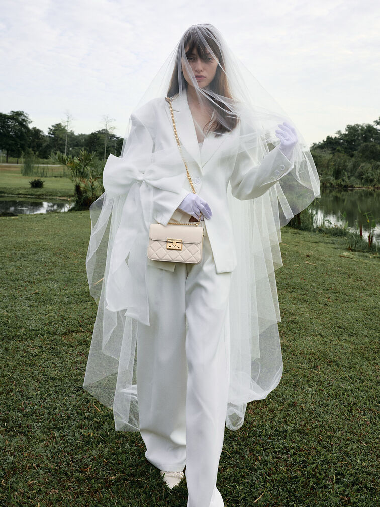 Alva Quilted Chain-Handle Bag, Cream, hi-res