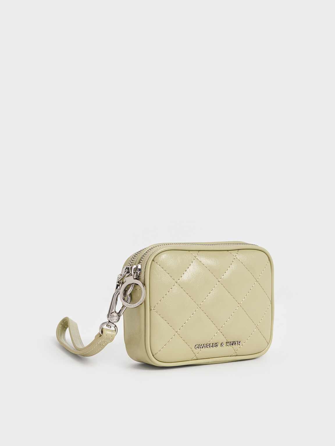 ★CHARLES & KEITH Apfra Quilted Wristlet Pouch ポーチ/送料込 CHARLES & KEITH Apfra アップフラ キルトリスレットポーチ