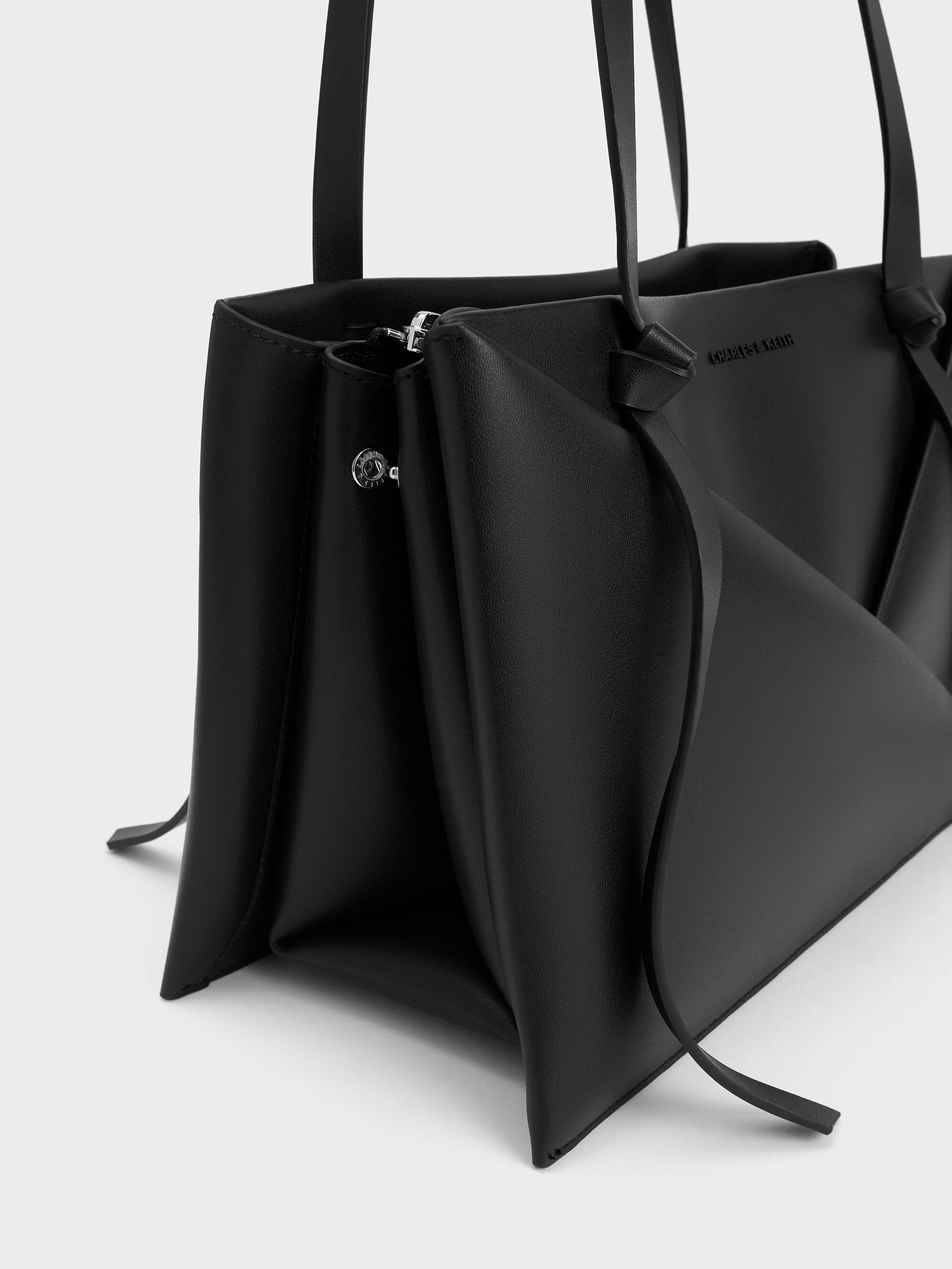 MANY WAY SYNTHETIC LEATHER BAG ブラック Buy BXCNCKD Women's versatile crossbody bag with cloud