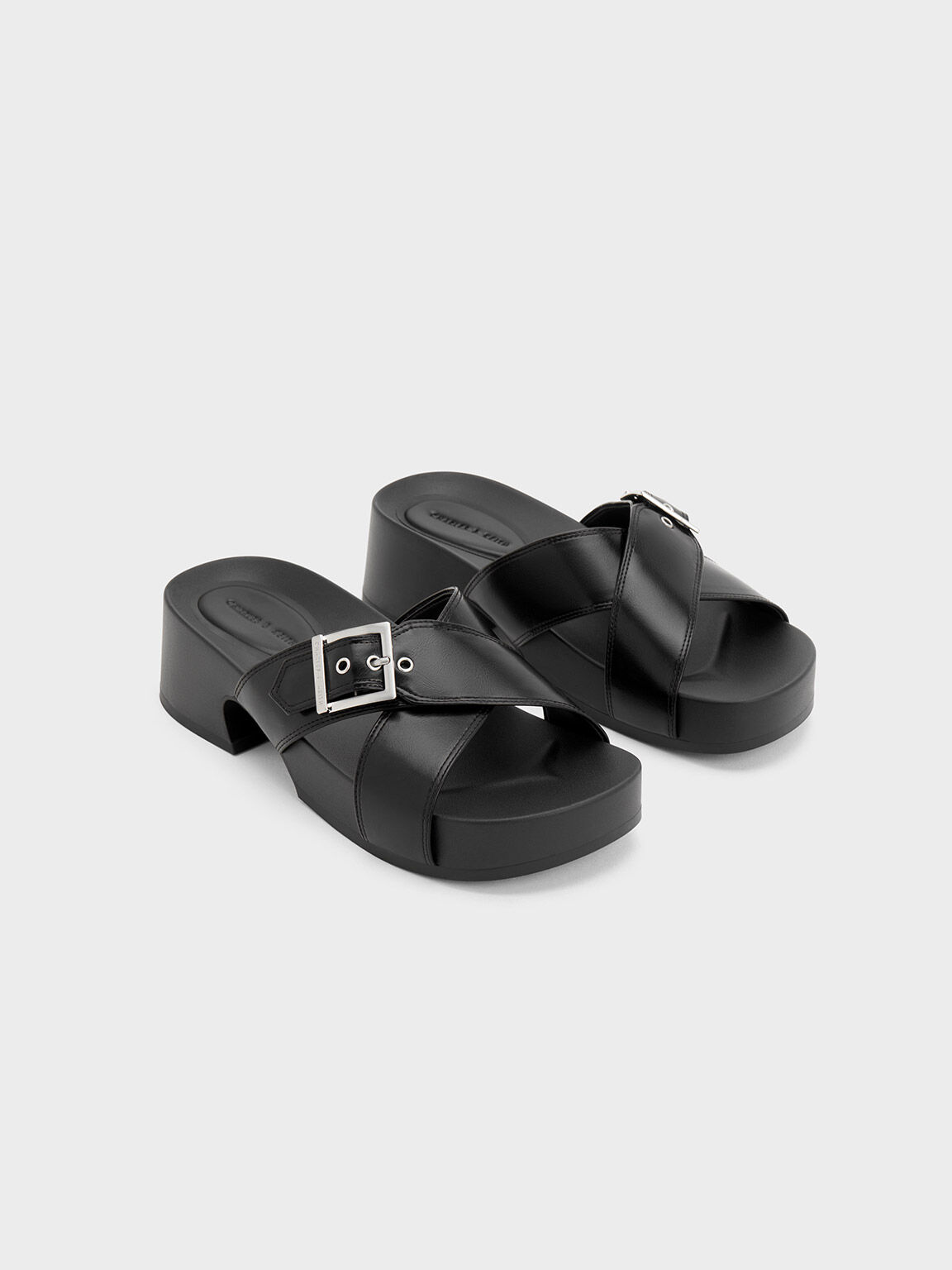 Black leather sales platform flip flops