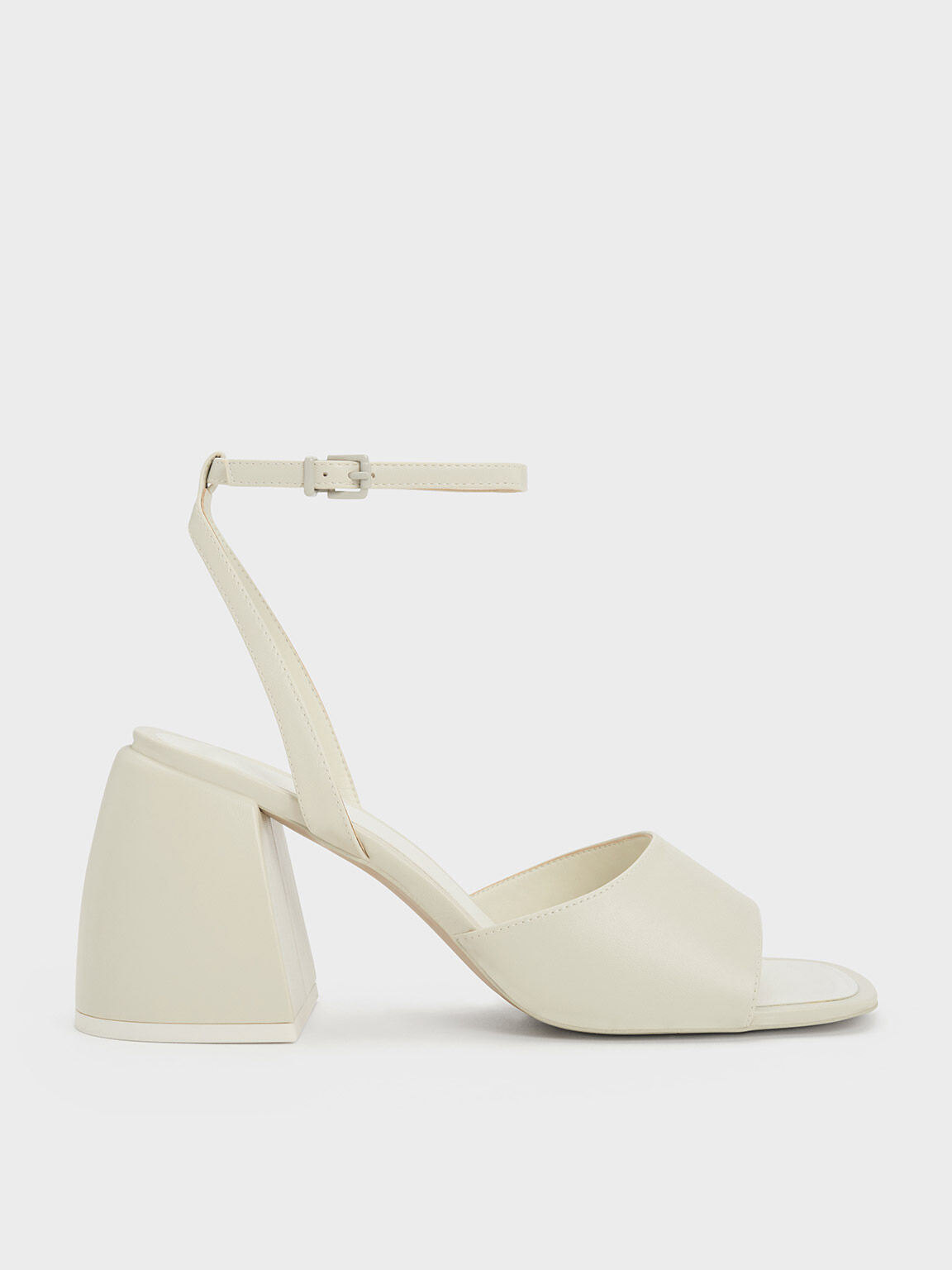 Chunky mid heel 2025 sandals