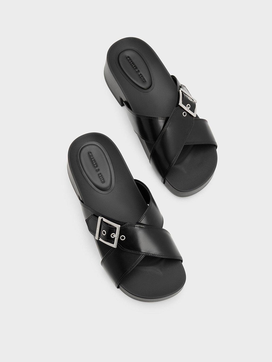 Black platform sales buckle sandals