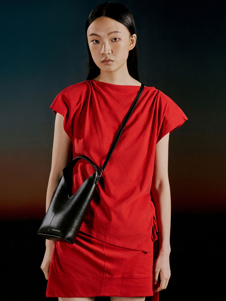 Simone Angular Bucket Bag, Noir, hi-res