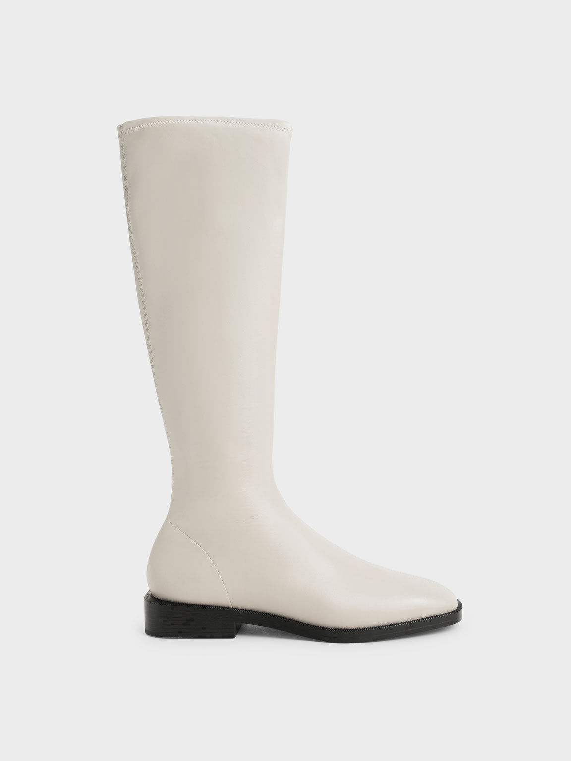 Flat white boots shop