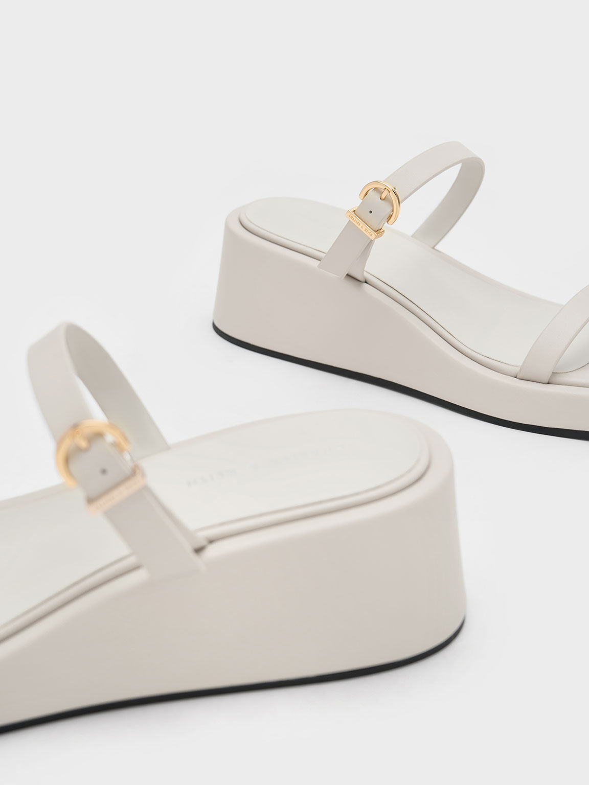Zara hotsell platform wedges
