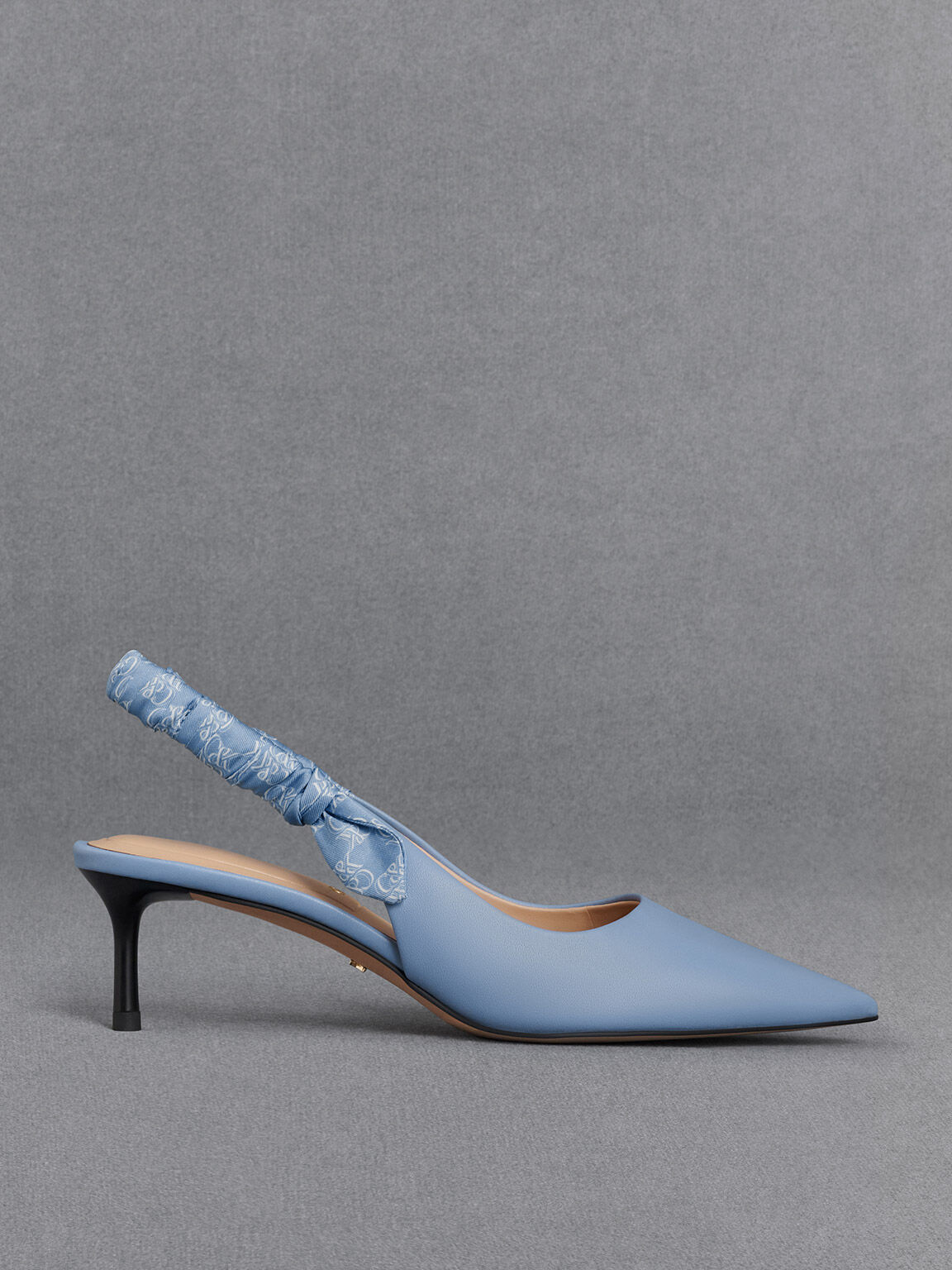 Pale blue pumps 2025