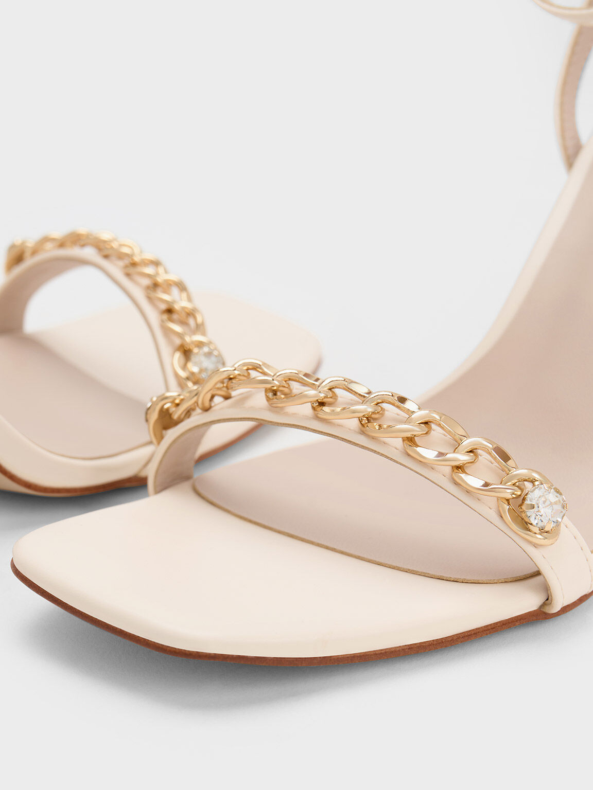 Chain best sale strap sandals