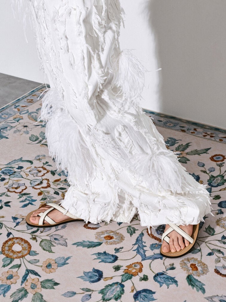 Crossover Toe-Ring Sandals, Chalk, hi-res