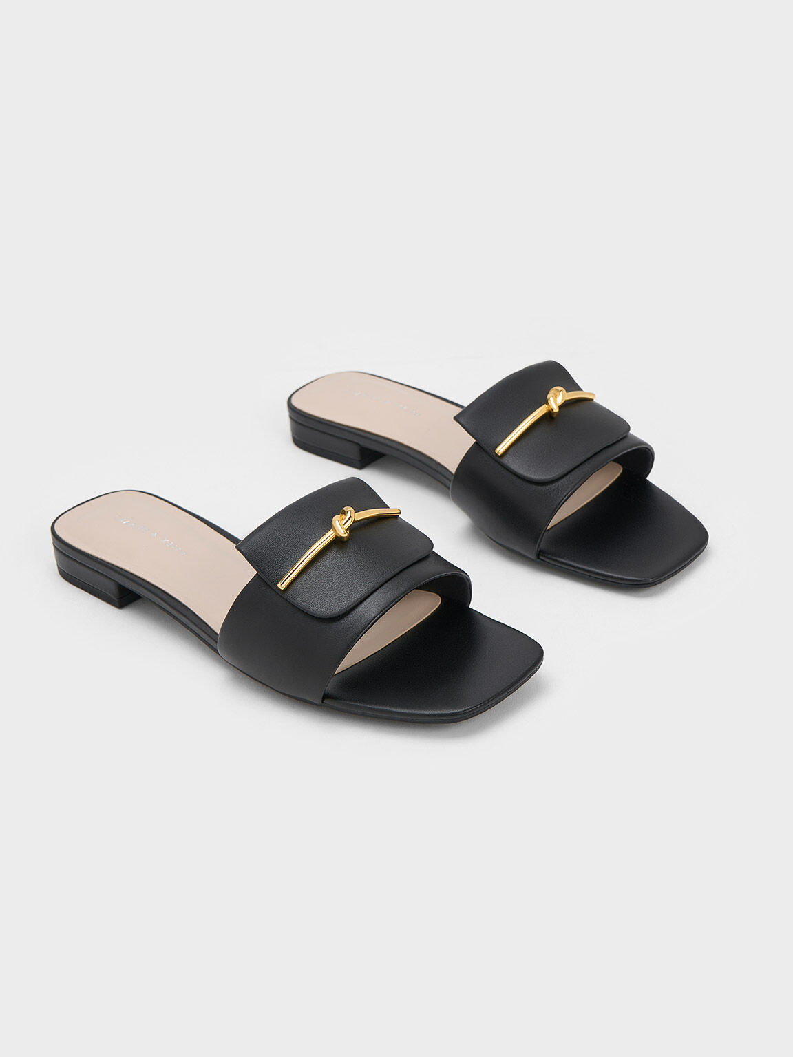 Black online slider sandal