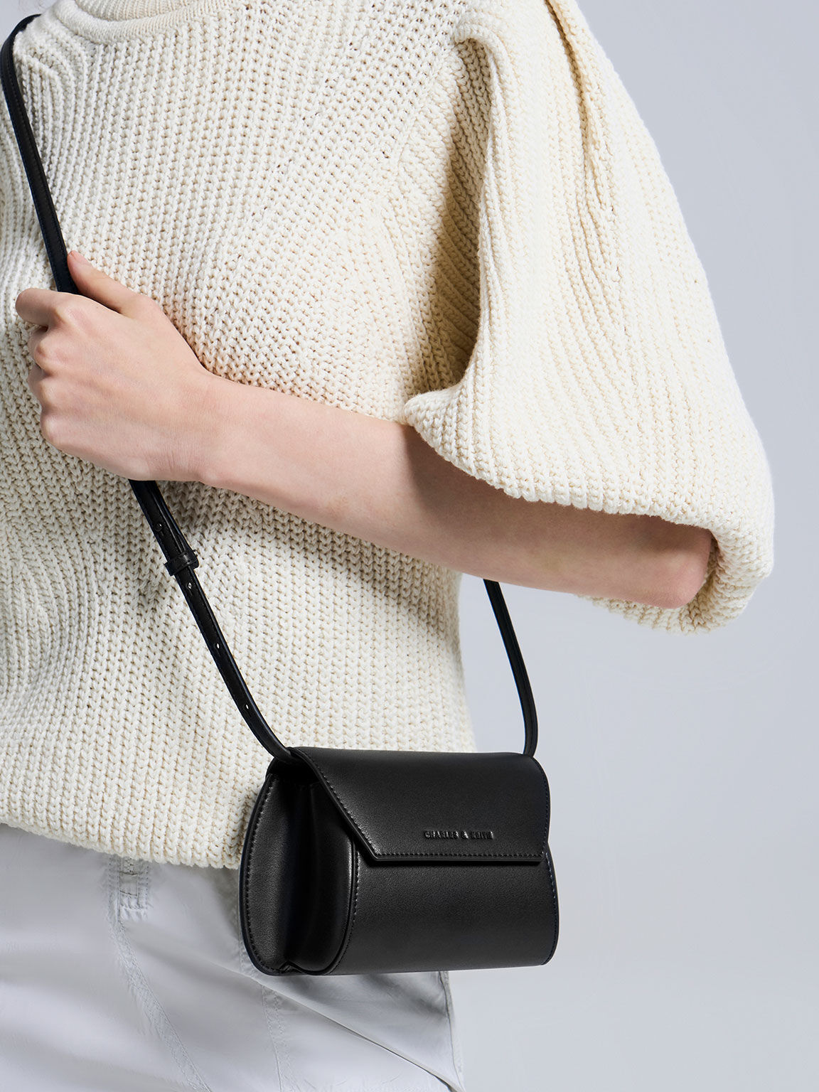 The Crocheted Denim Flap Bag – Designs That Donate