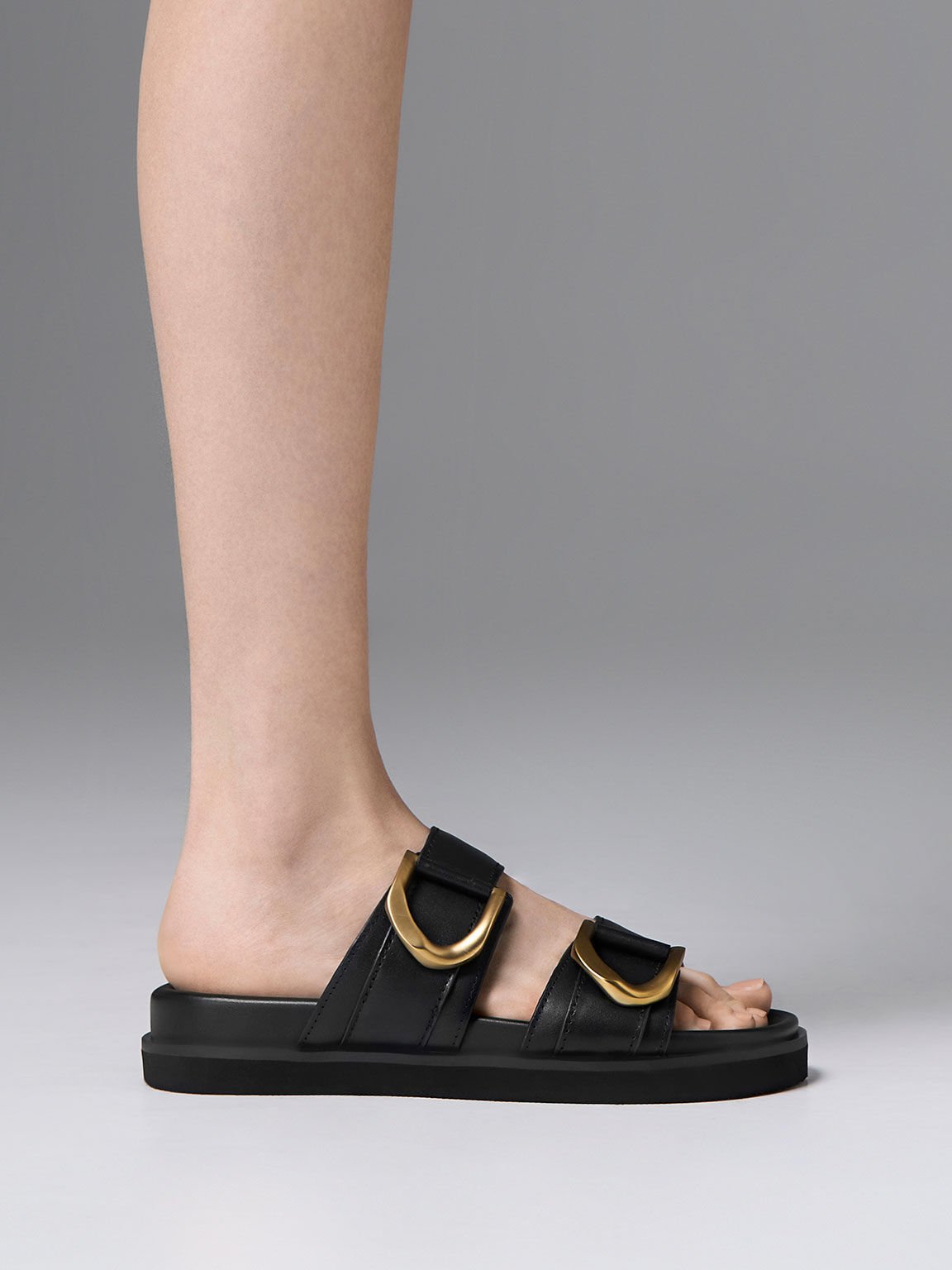 Leather slide slippers top