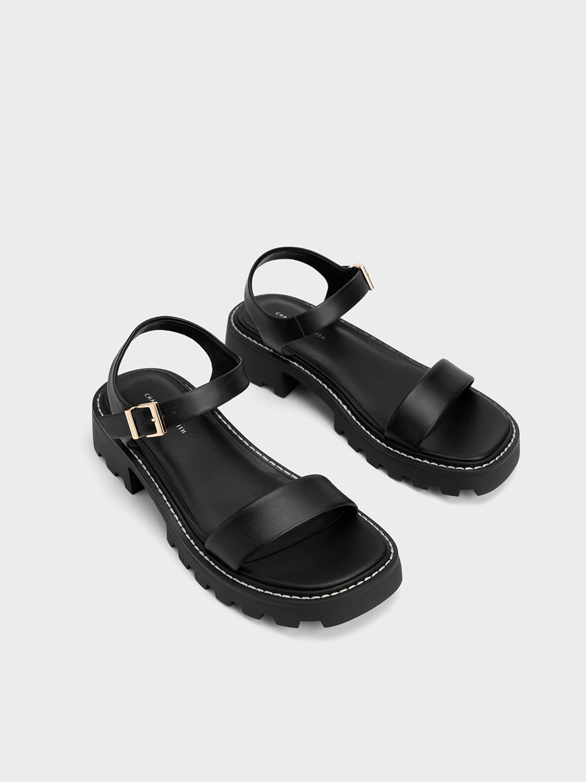 Black chunky sole sale sandals