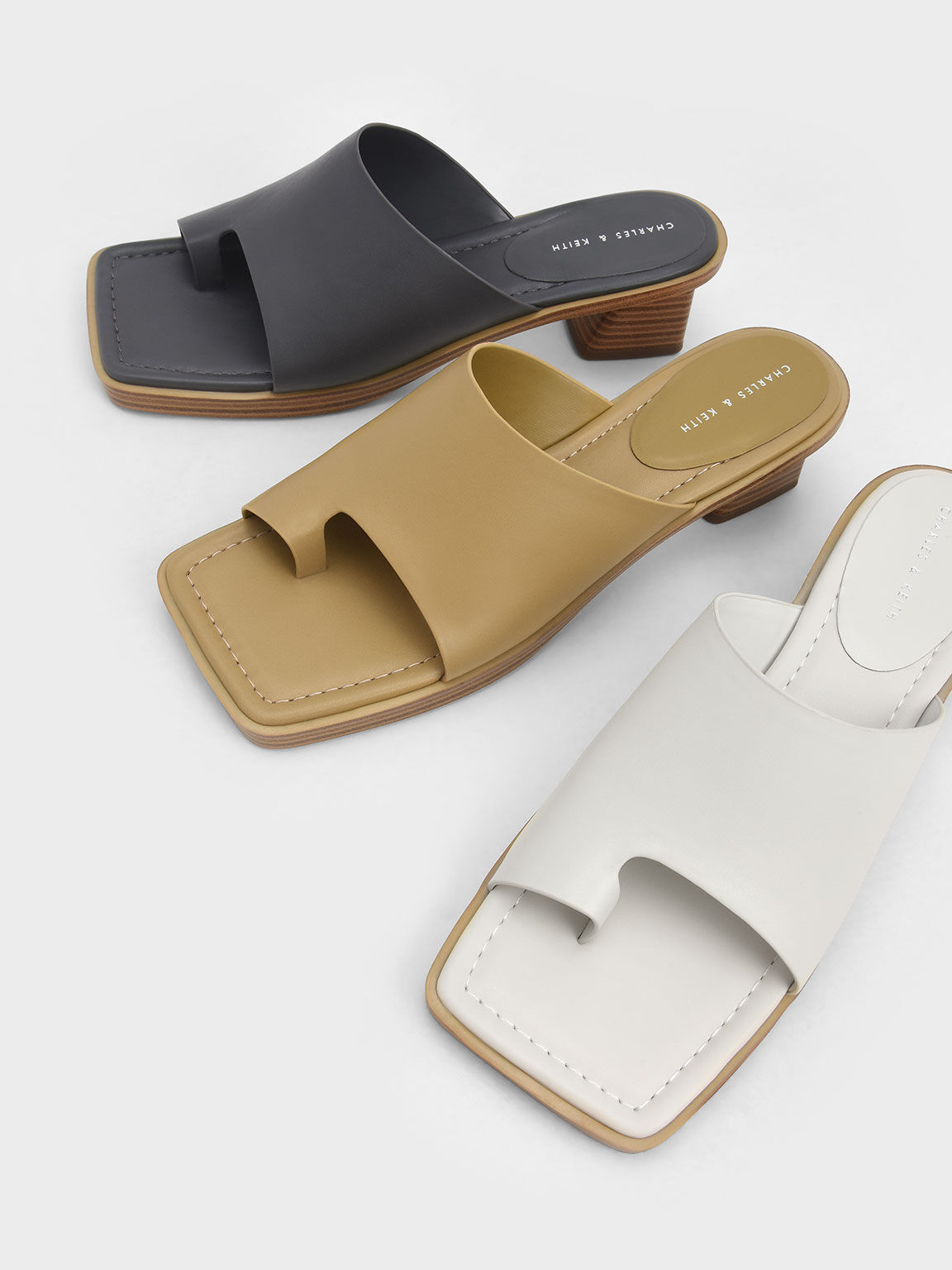 Chalk Toe Ring Stacked Heel Sandals CHARLES KEITH IN