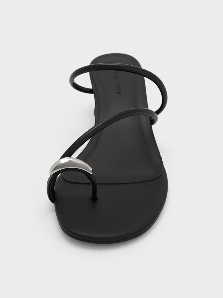 Metallic-Accent Strappy Toe-Ring Heeled Sandals, Black, hi-res
