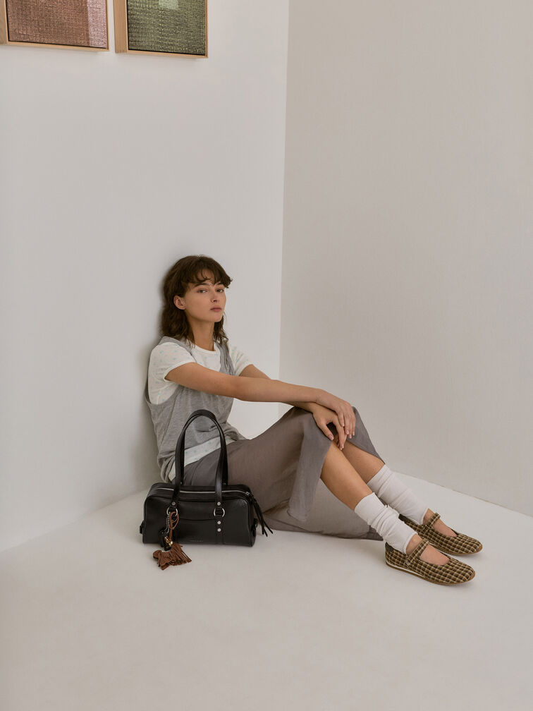 Tatiana Studded Shoulder Bag, Noir, hi-res
