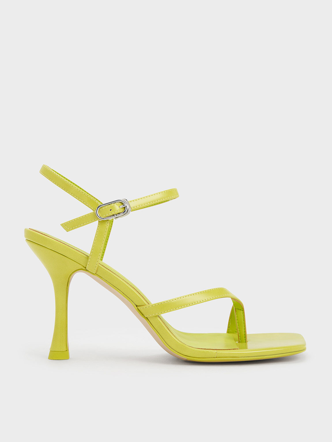 Toe loop sandals shop with heel