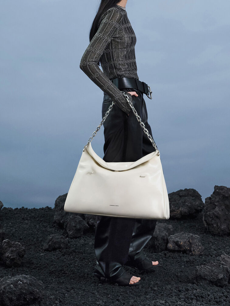 Andromeda Chunky-Chain Trapeze XL Tote Bag, Cream, hi-res