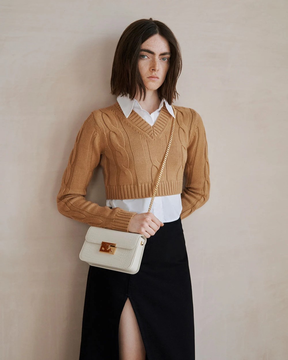 Women’s Buzz Front Flap Hobo Bag - CHARLES & KEITH