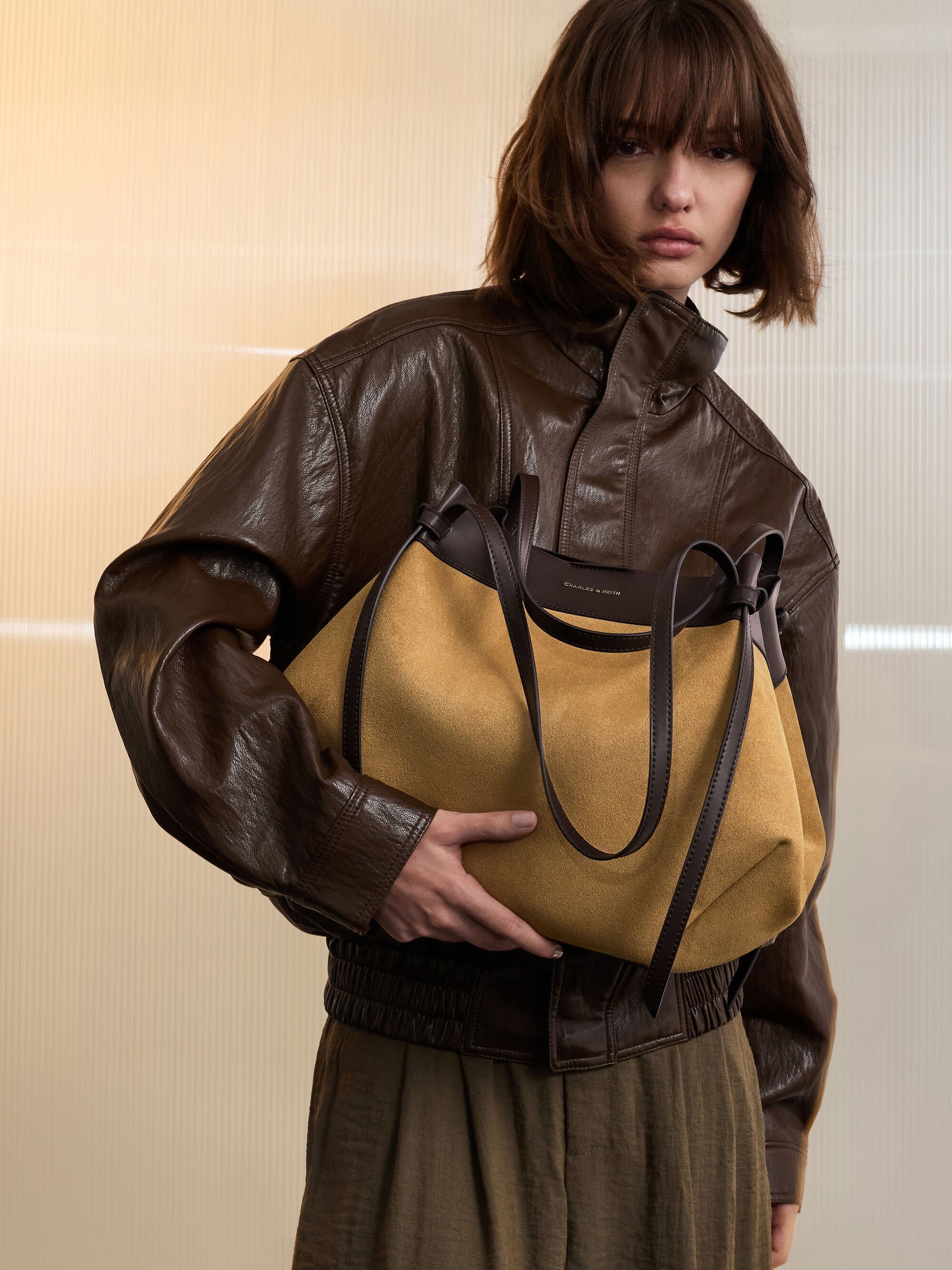 Sansa Tote Bag - Chocolate - CHARLES & KEITH
