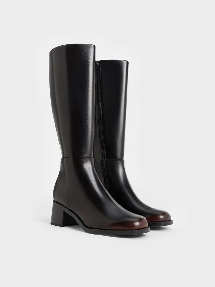 Dark brown block-heel knee-high boots, an ideal Christmas present.